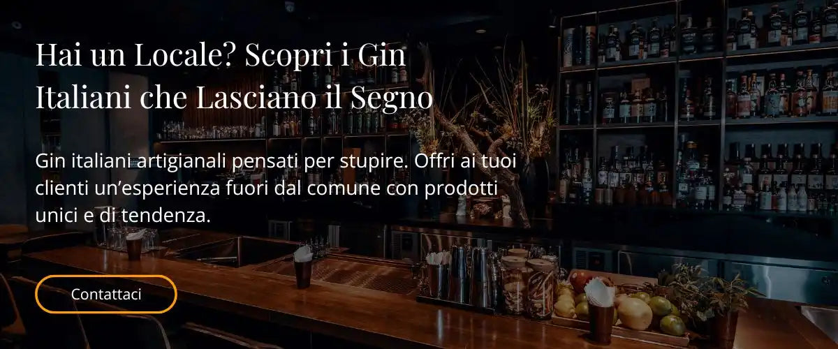 Un bar ben fornito con varie bottiglie e guarnizioni fresche.