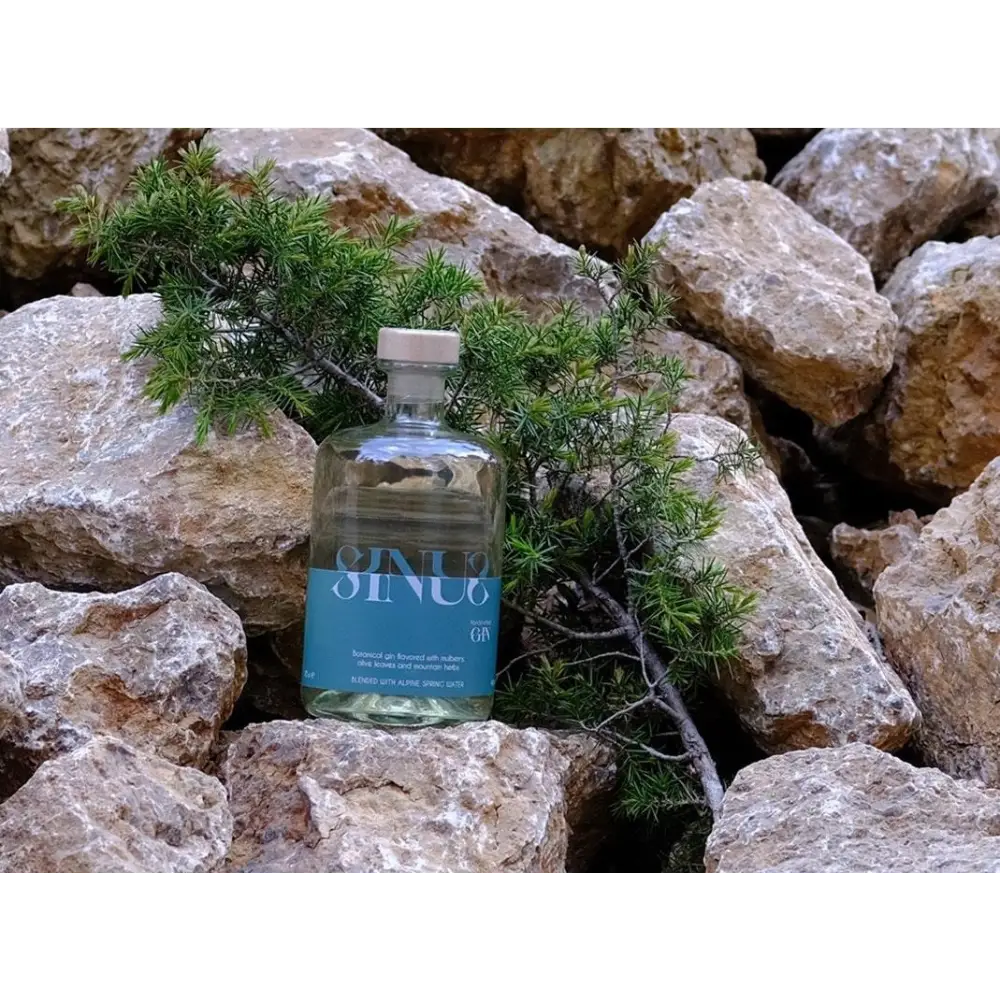 Box La Futurista - Sinus Gin - Edizione Limitata - Spedizione Gratuita - 700ml / Jigger + Barspoon / 5 Pure Tonic + 5